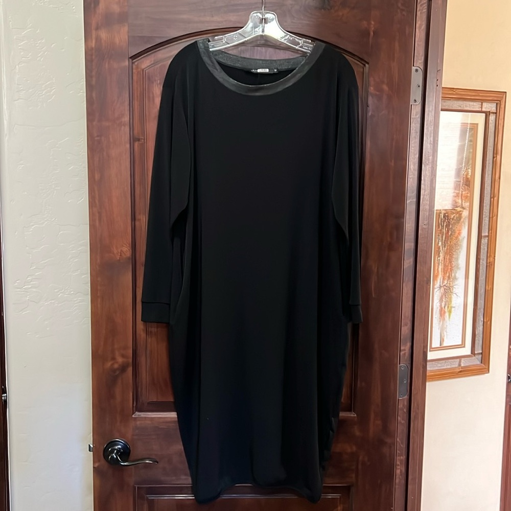 Barrel shape dress